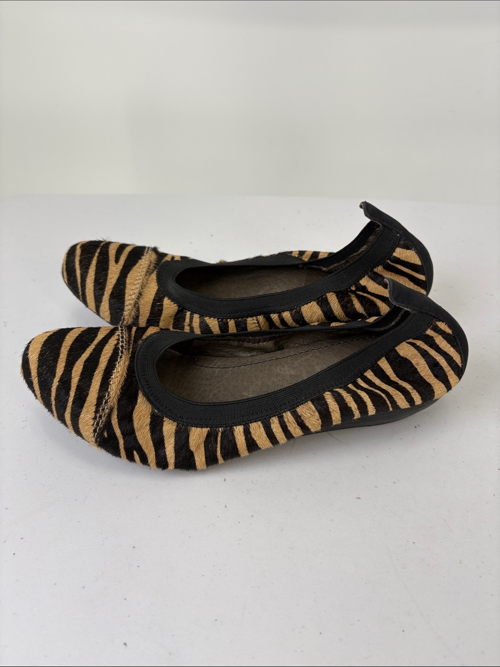 ☘️ Nicole animal Print Ballet Flats - Black & Tan pony hair upper